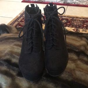 High heel booties